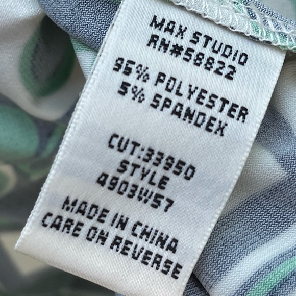 🛍Max Studio dress - Picture 9 of 9